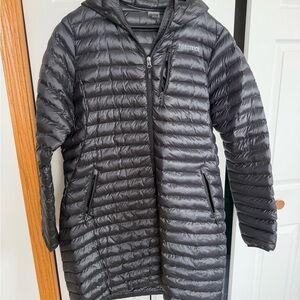 Marmot Black Quilted Puffer Coat/Jacket